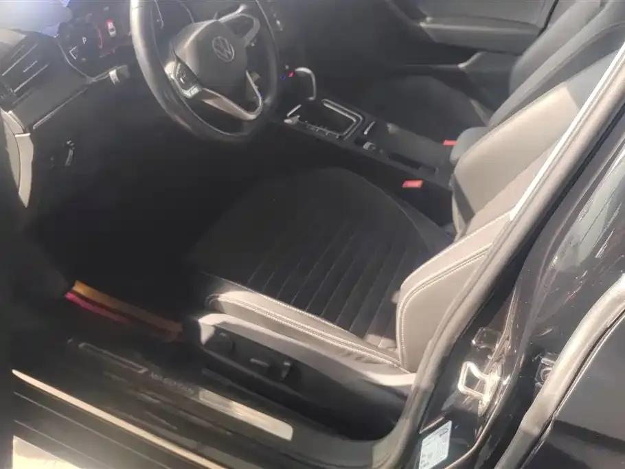 Volkswagen Magotan 2022 из CN, фото 5
