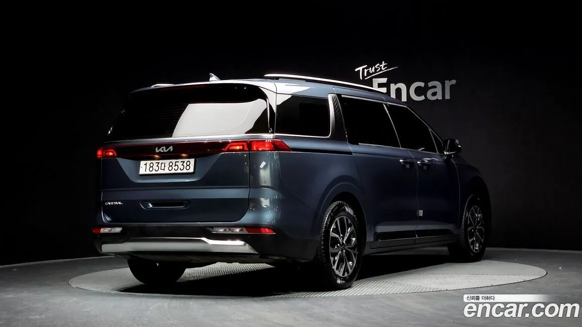 Kia Carnival 2023 из KR, фото 2