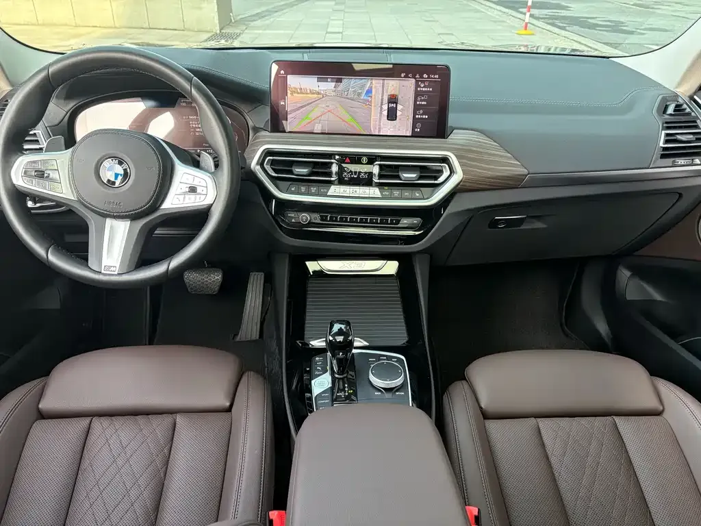 BMW X3 2024 из CN, фото 2