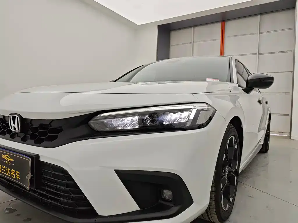 Honda Civic — фото 3