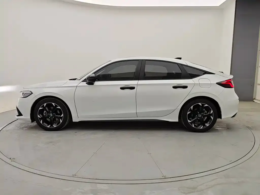 Honda Civic — фото 5