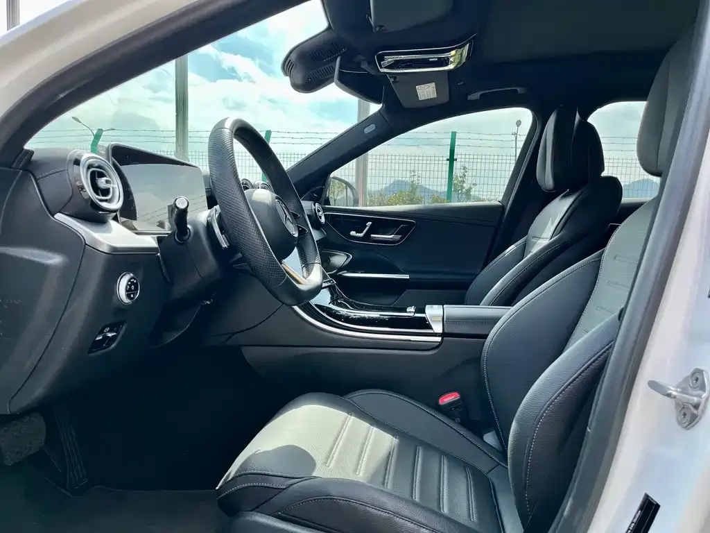 Mercedes-Benz C-Class 2024 из CN, фото 2