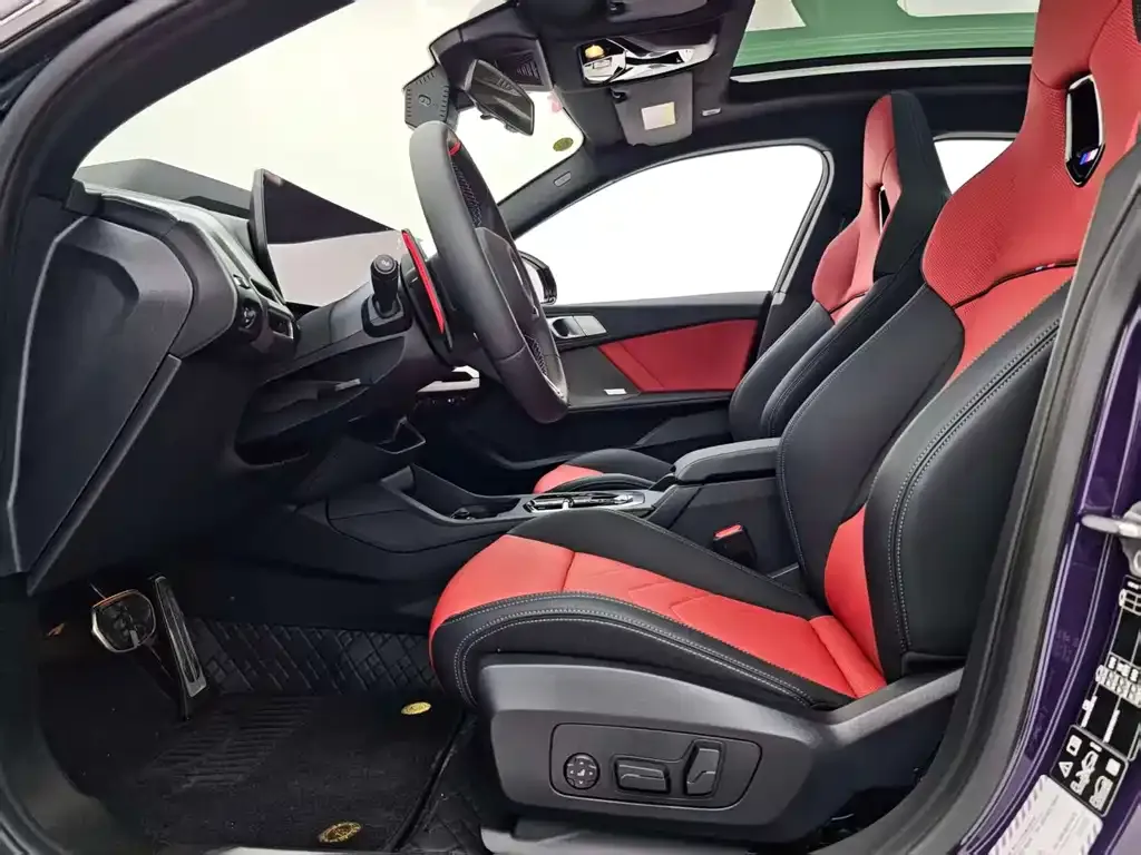BMW M235L 2026 из CN, фото 8