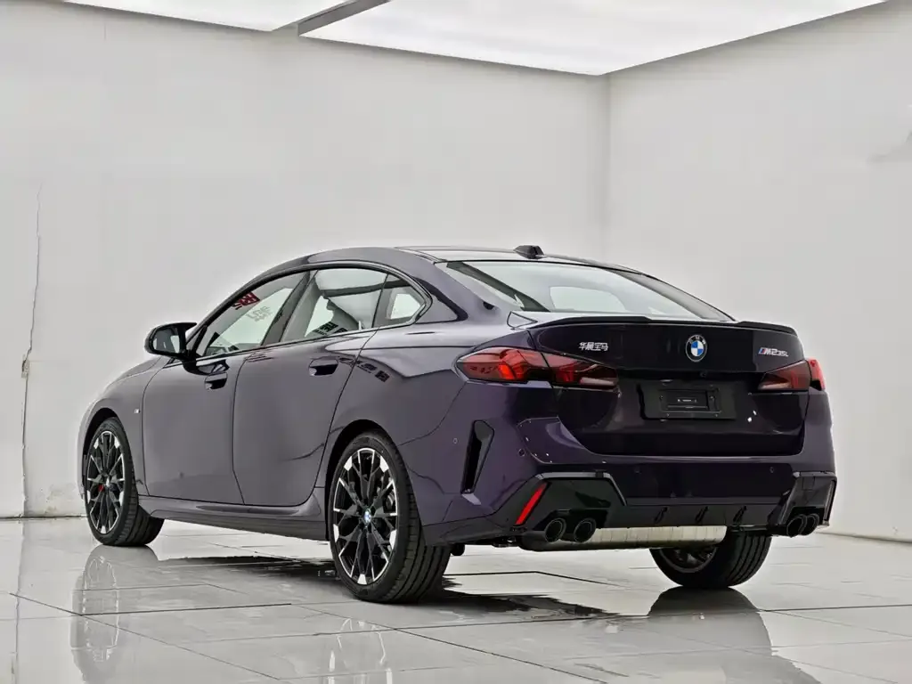 BMW M235L 2026 из CN, фото 2