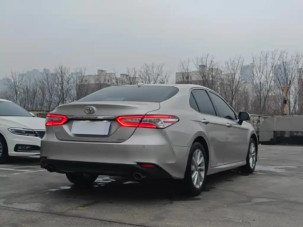 Toyota Camry 2021 из CN, фото 6