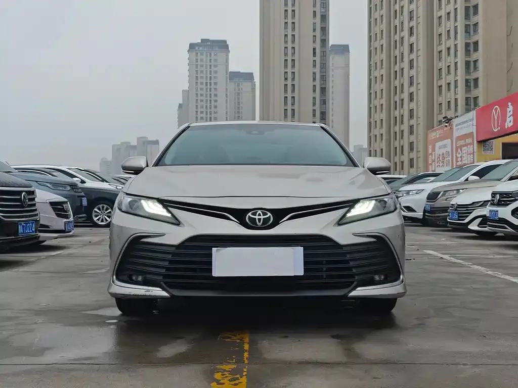 Toyota Camry 2021 из CN, фото 10