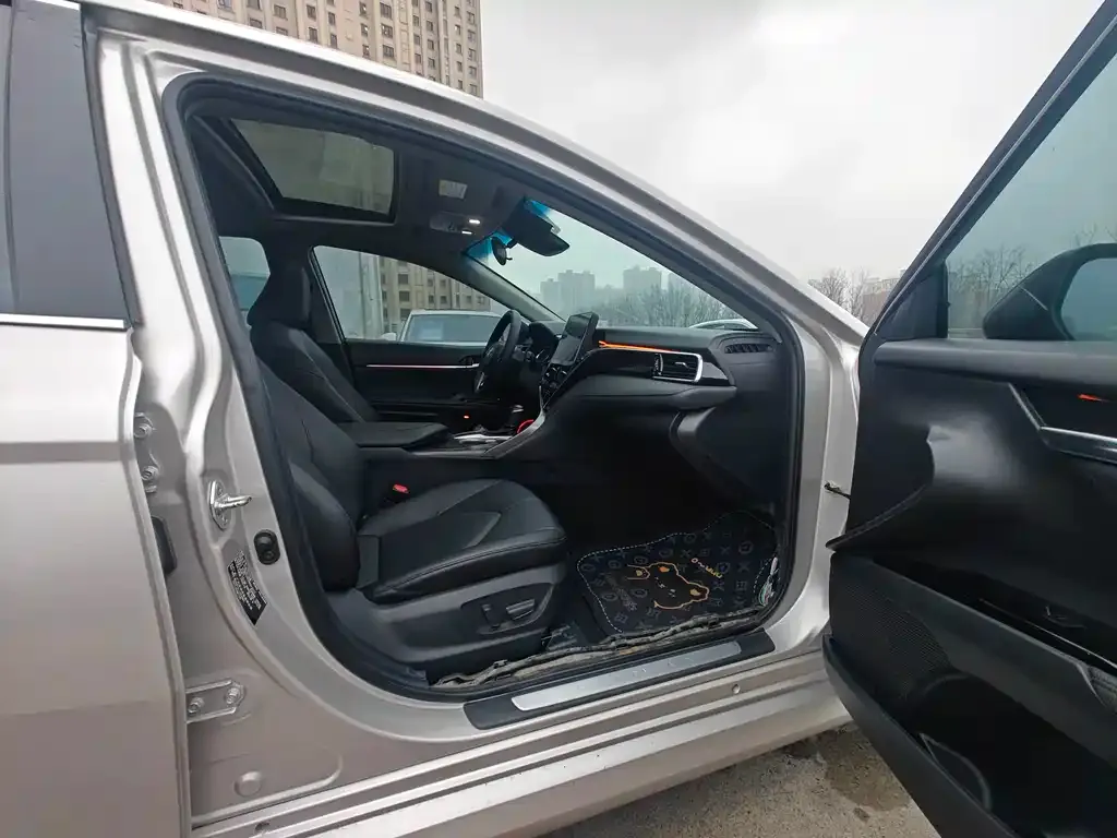 Toyota Camry 2021 из CN, фото 4