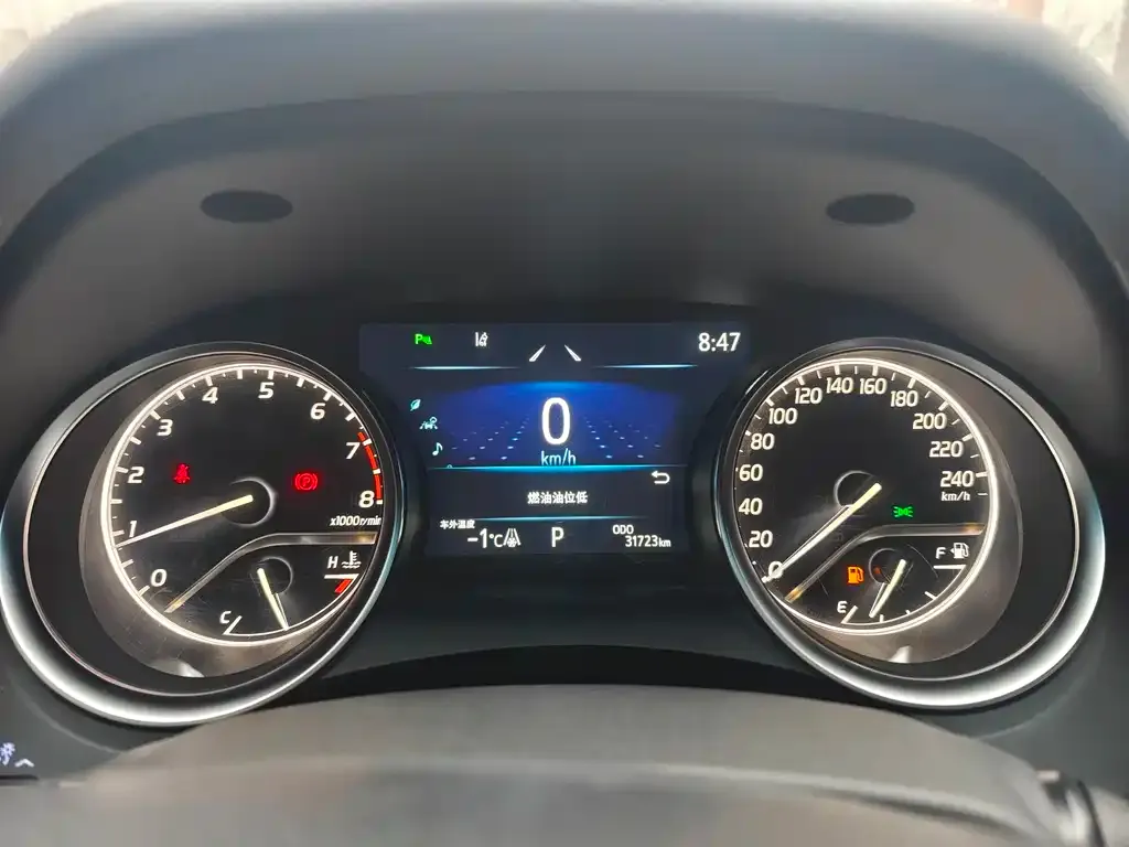 Toyota Camry 2021 из CN, фото 7
