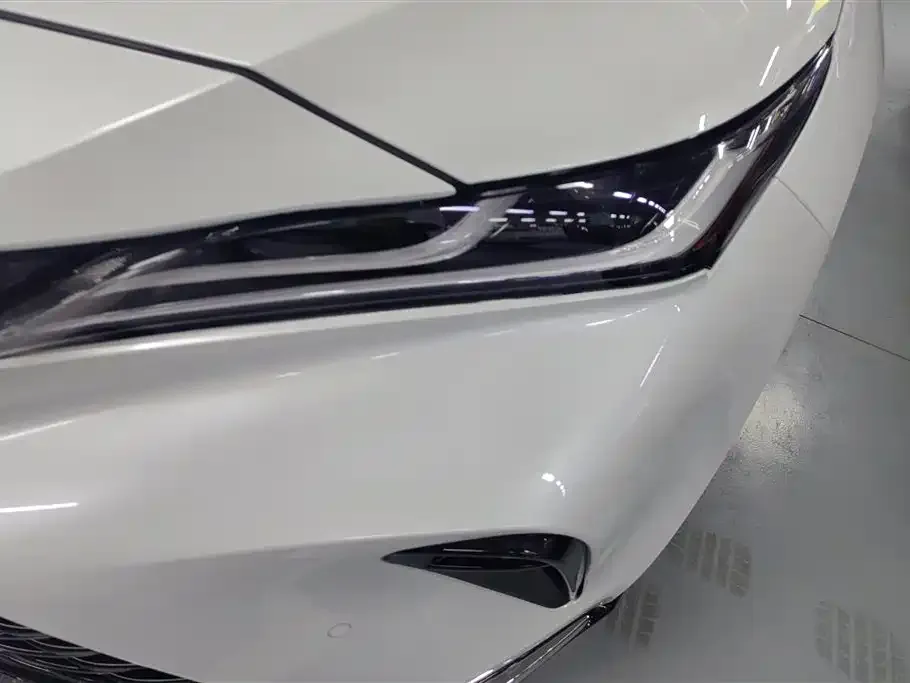 Toyota Venza 2023 из CN, фото 7