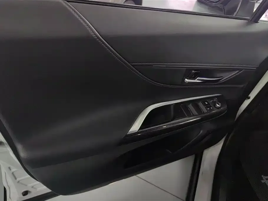 Toyota Venza 2023 из CN, фото 4
