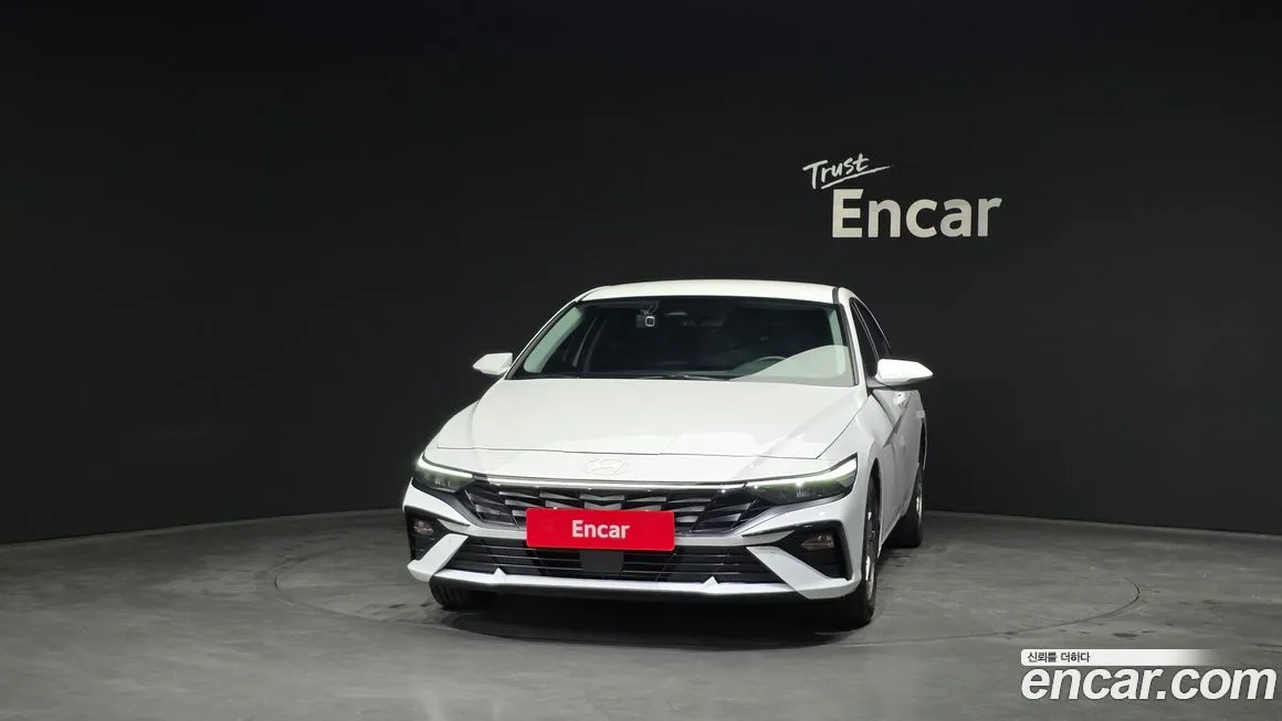 Hyundai AVANTE — фото 3