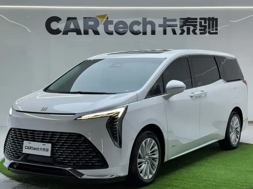 Buick Century 2023 из CN, фото 1