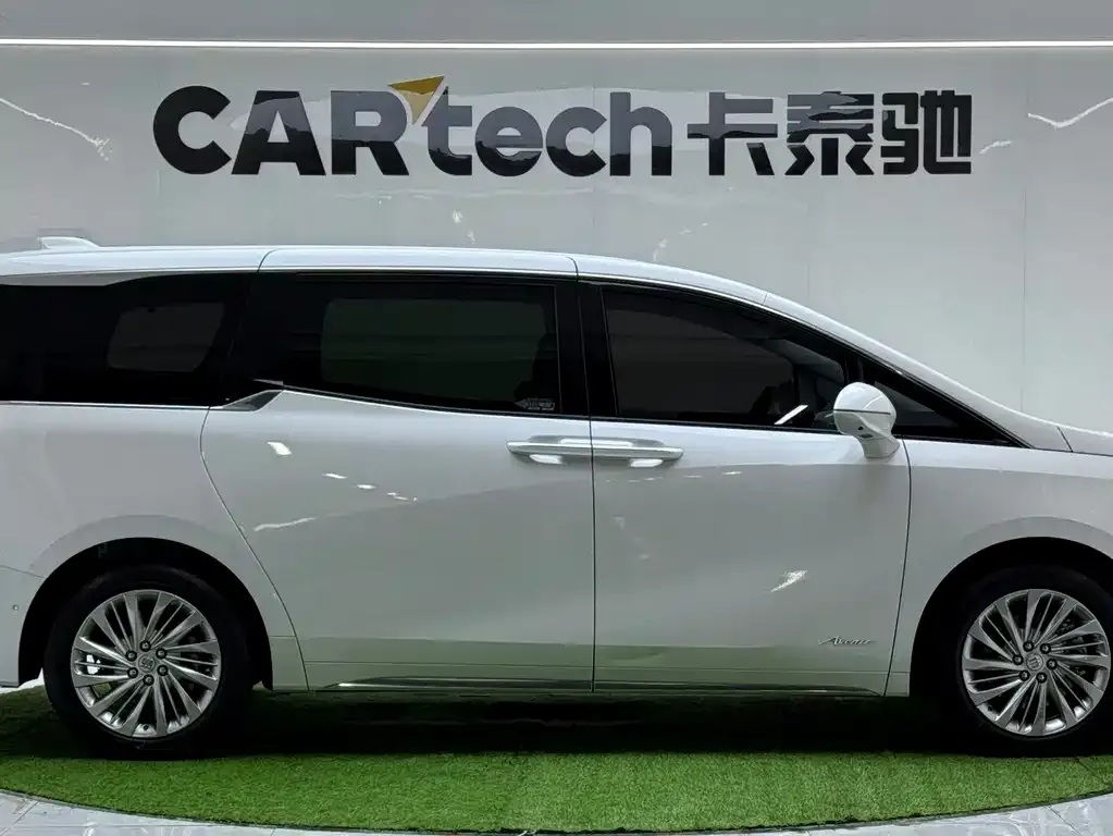Buick Century 2023 из CN, фото 9