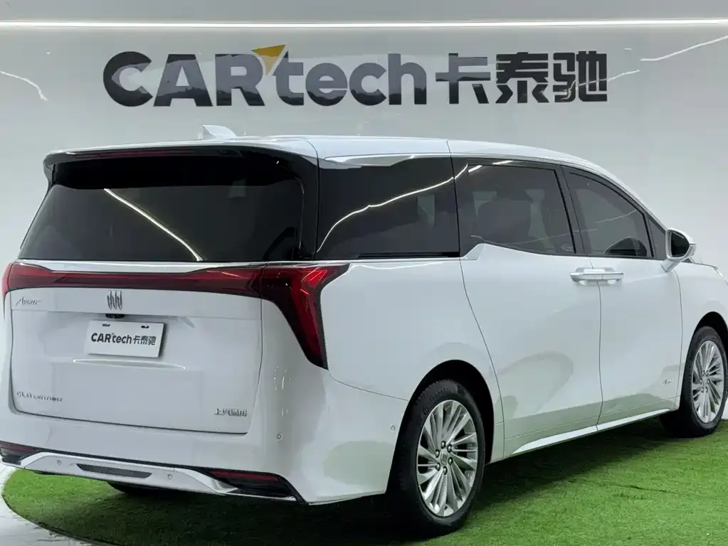 Buick Century 2023 из CN, фото 10