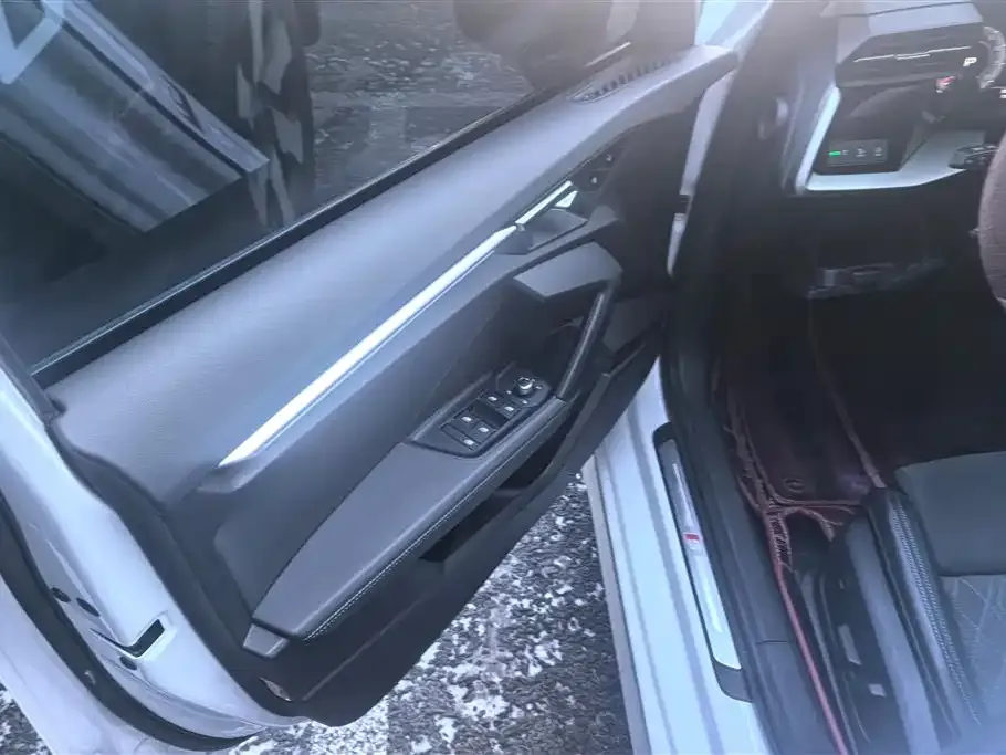 Audi A3 2022 из CN, фото 2