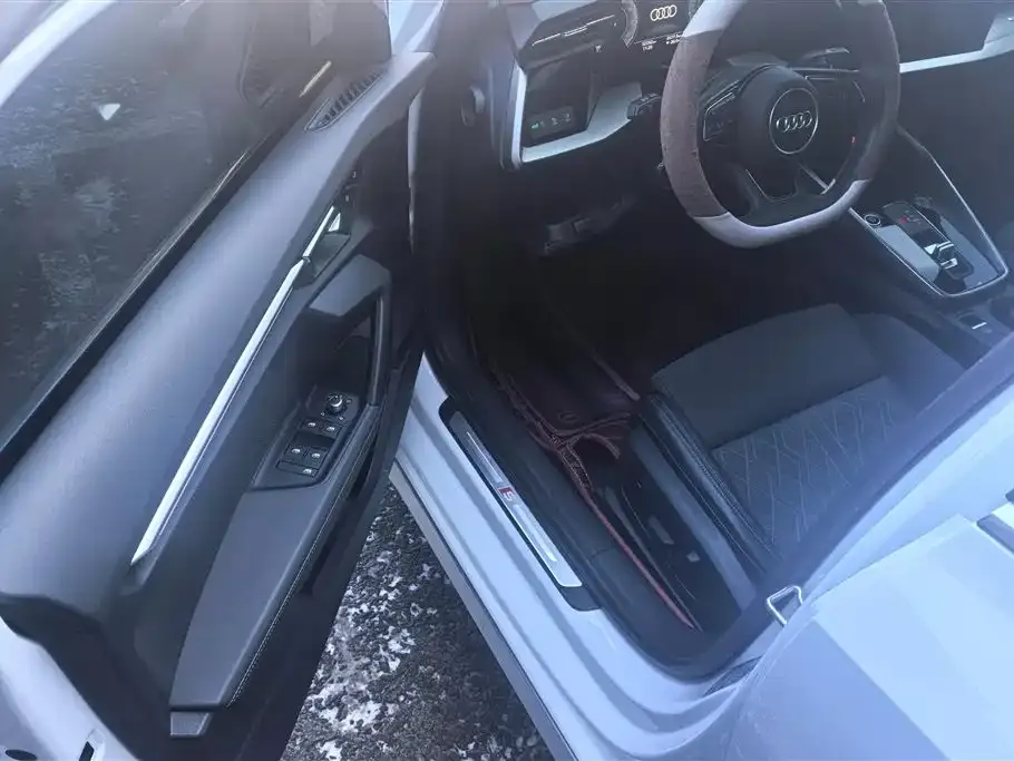 Audi A3 2022 из CN, фото 4