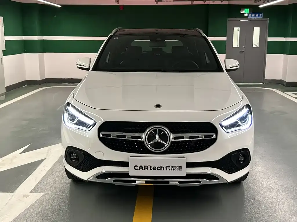 Mercedes-Benz GLA 2023 из CN, фото 2