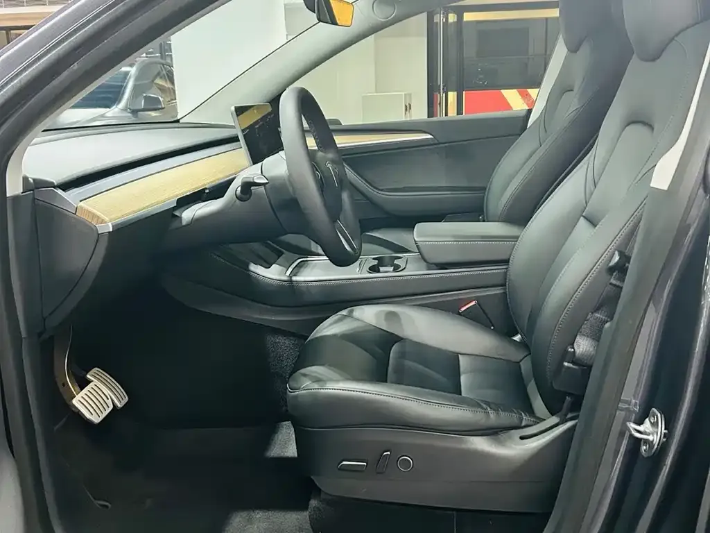 Tesla Model Y 2022 из CN, фото 6