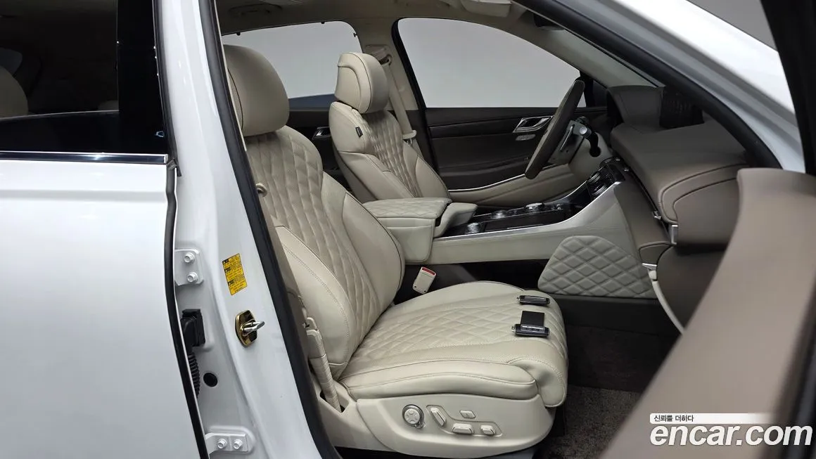 Genesis GV80 — фото 10