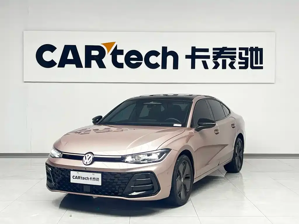 Volkswagen Passat — фото 1
