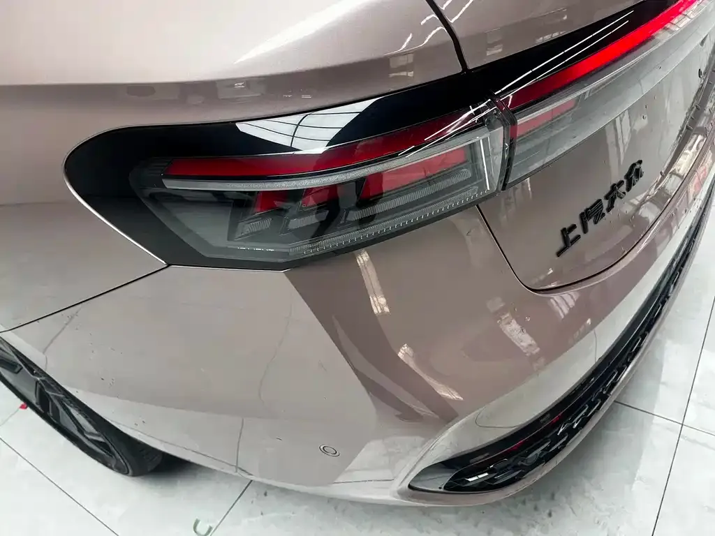Volkswagen Passat — фото 6