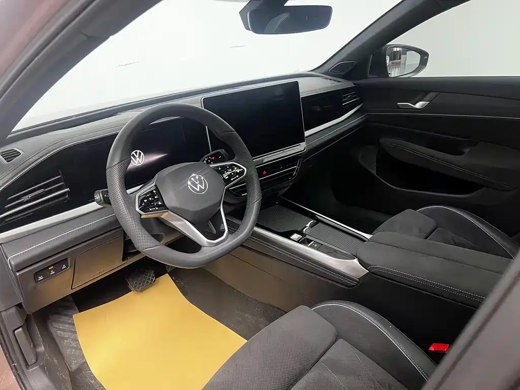 Volkswagen Passat — фото 7
