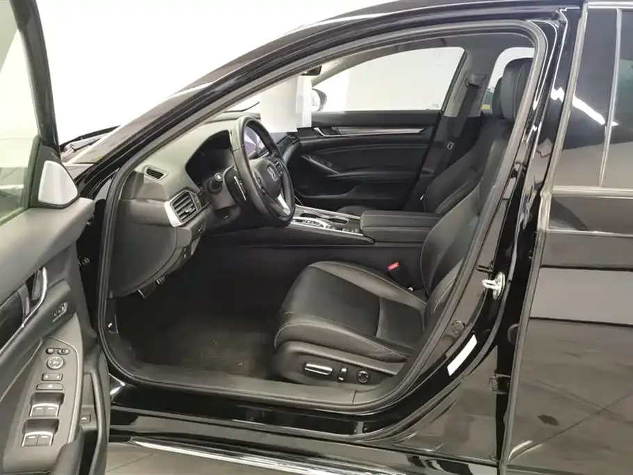 Honda Accord 2022 из CN, фото 9