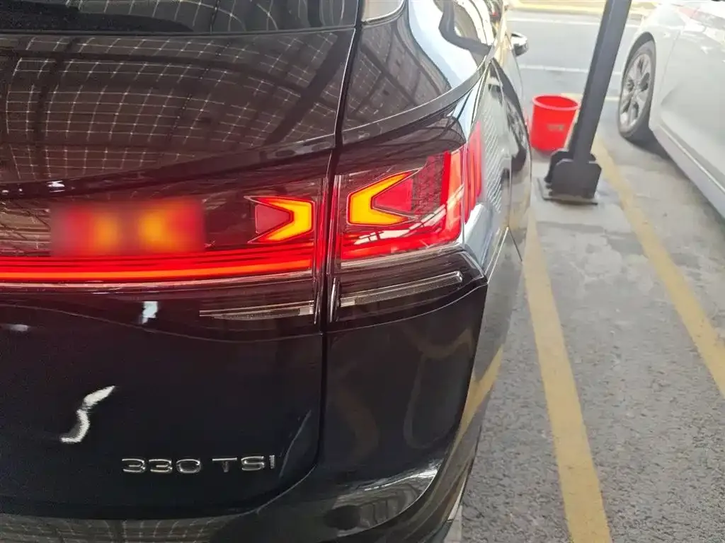 Volkswagen Tayron 2023 из CN, фото 3