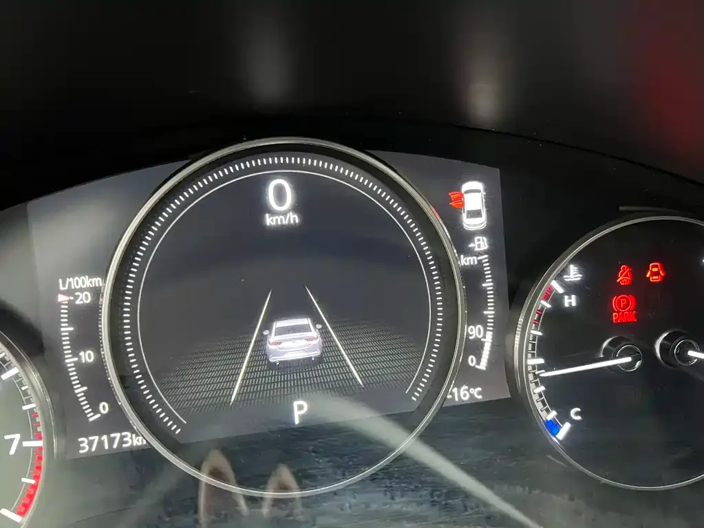 Mazda 3 Axela 2021 из CN, фото 3