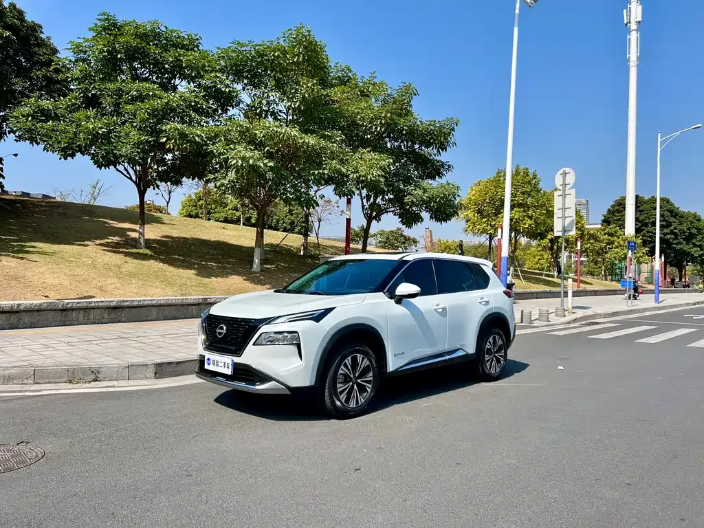 Nissan X-Trail 2024 из CN, фото 1
