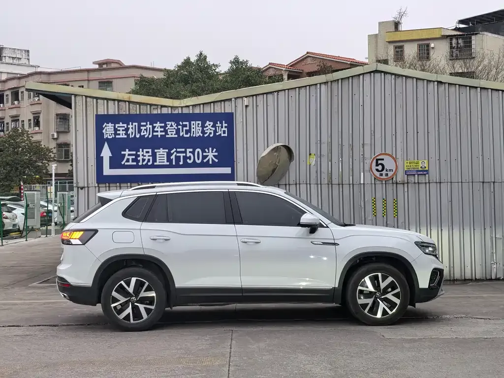 Volkswagen Tayron 2024 из CN, фото 10