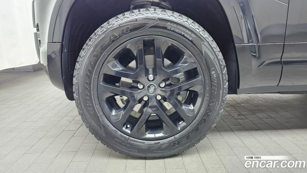 Land Rover Defender 2024 из KR, фото 7