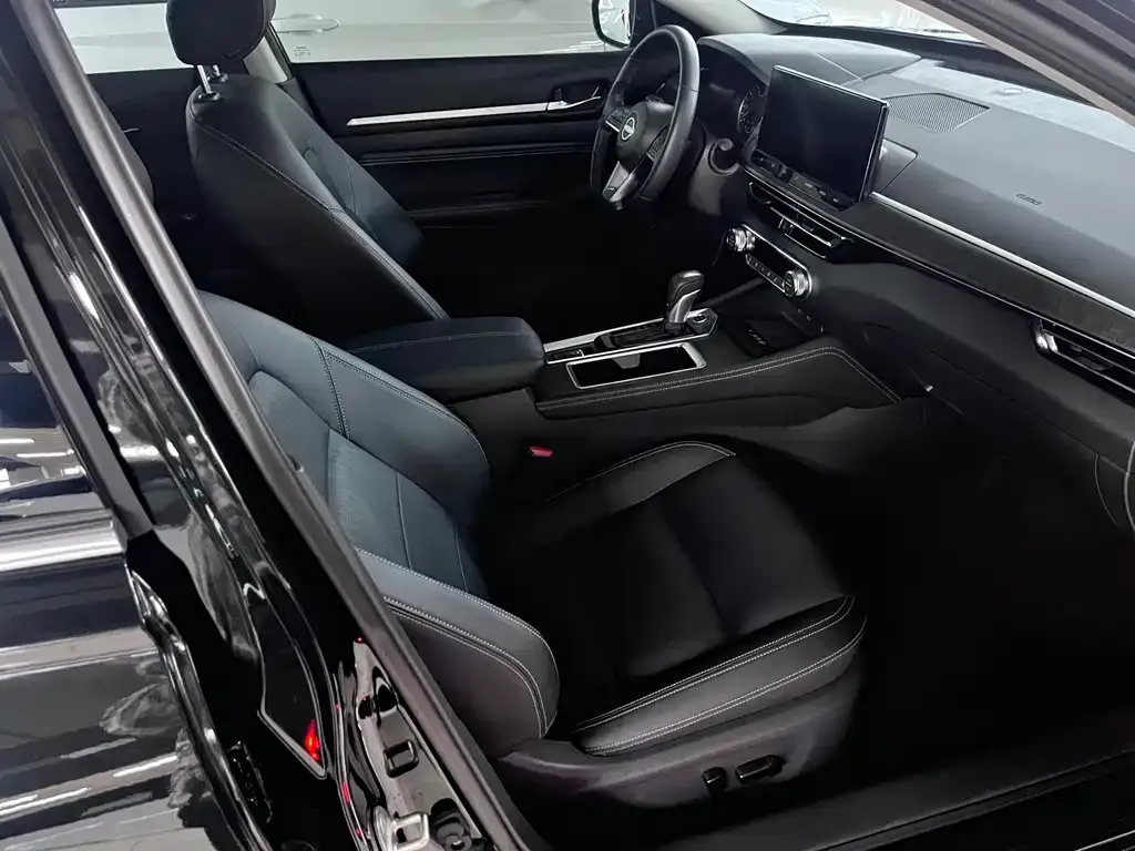 Nissan Teana 2024 из CN, фото 4
