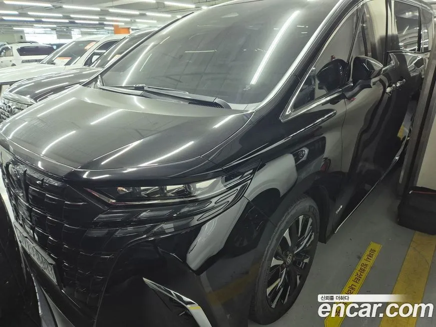 Toyota Alphard — фото 5