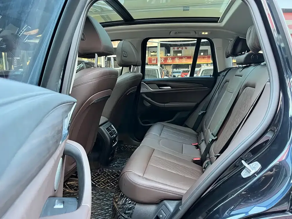 BMW X3 2021 из CN, фото 3