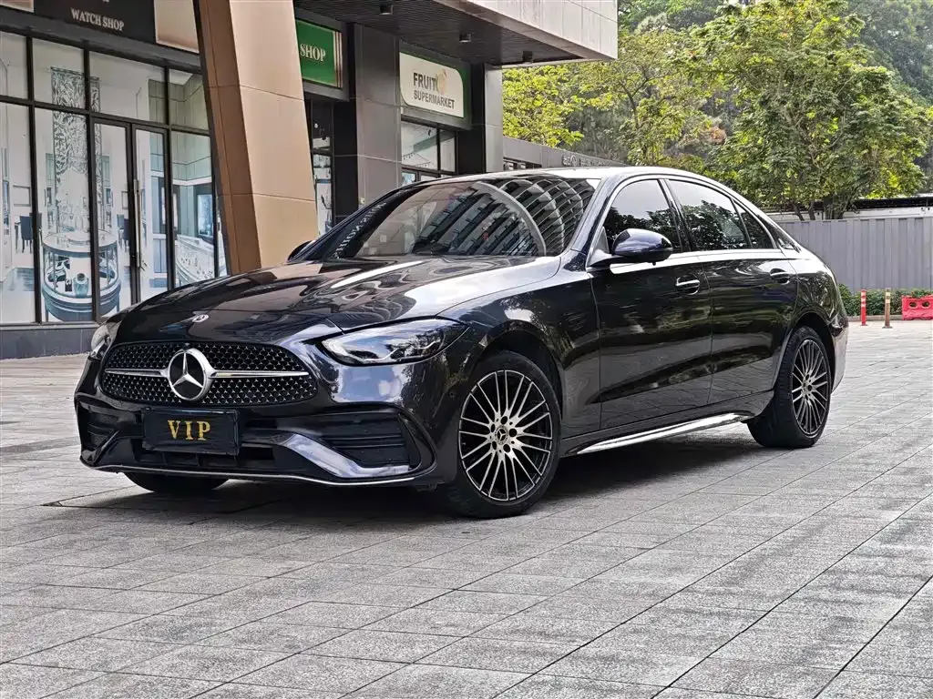 Mercedes-Benz C-Class — фото 1