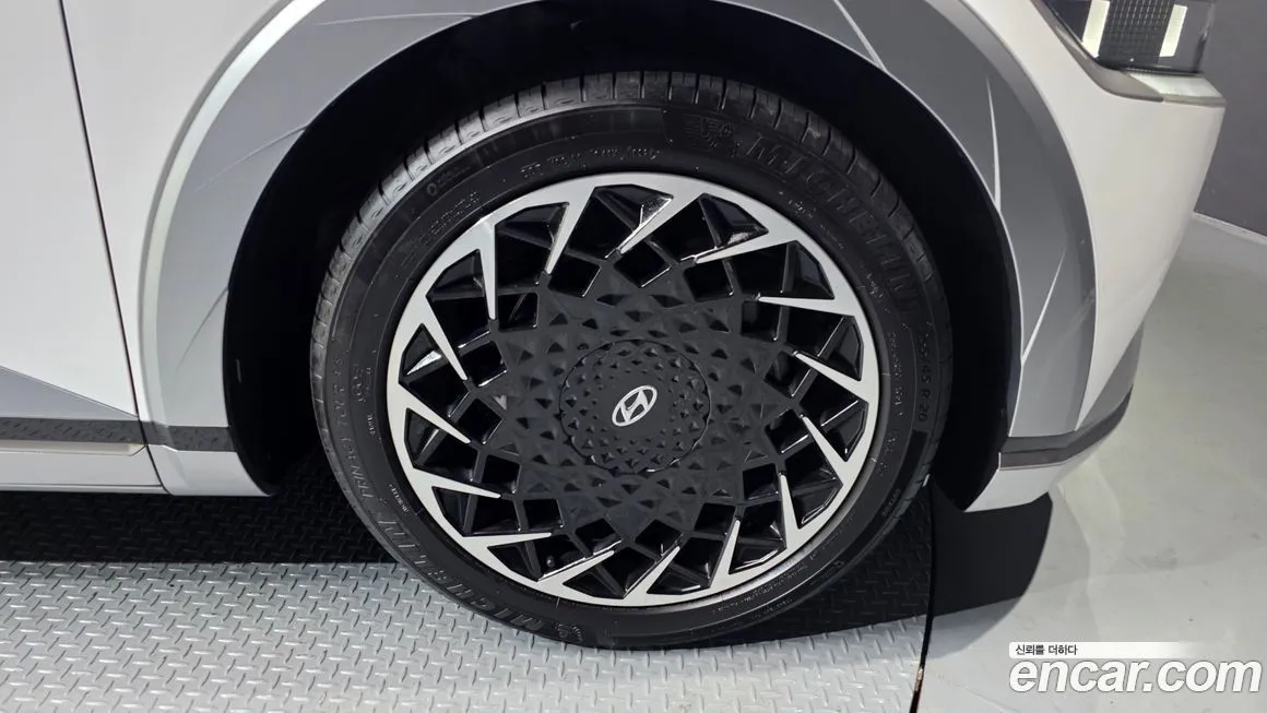 Hyundai Ioniq5 — фото 7