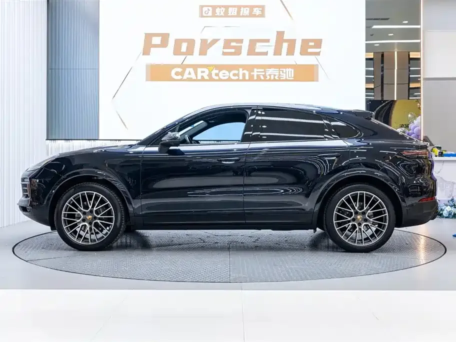 Porsche Cayenne 2023 из CN, фото 3