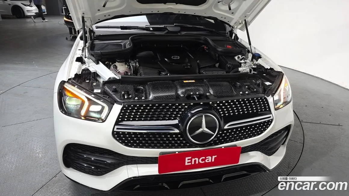 Mercedes-Benz GLE-Class — фото 10