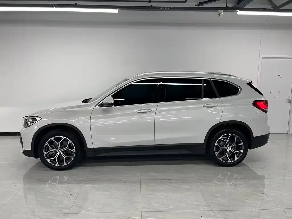 BMW X1 2023 из CN, фото 3