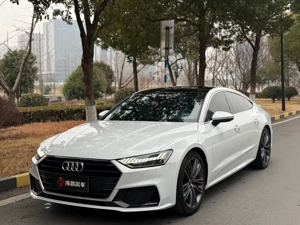 Audi A7 2023 из CN, фото 8