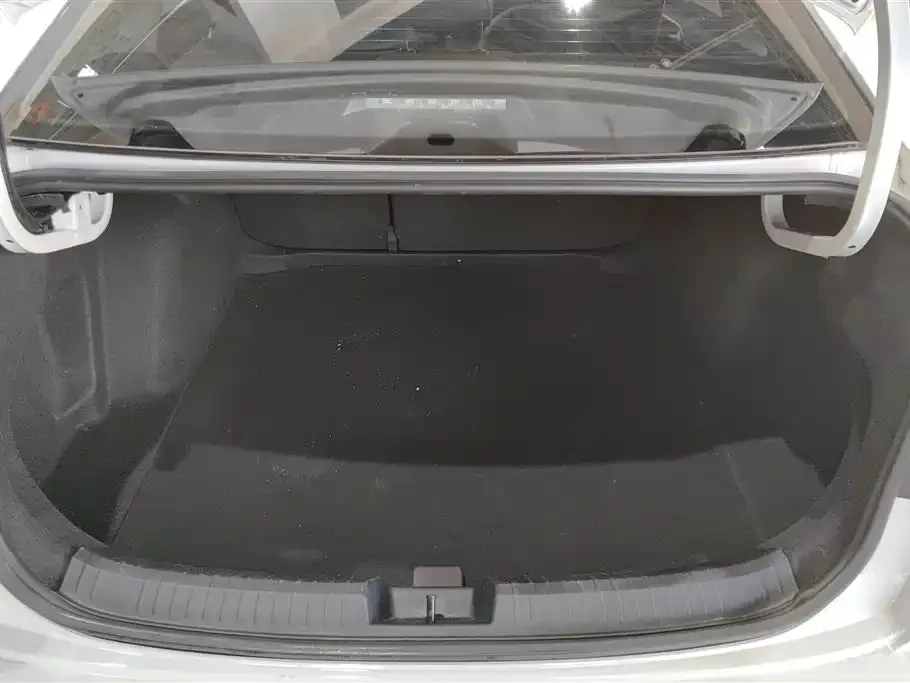 Volkswagen Sagitar 2021 из CN, фото 6