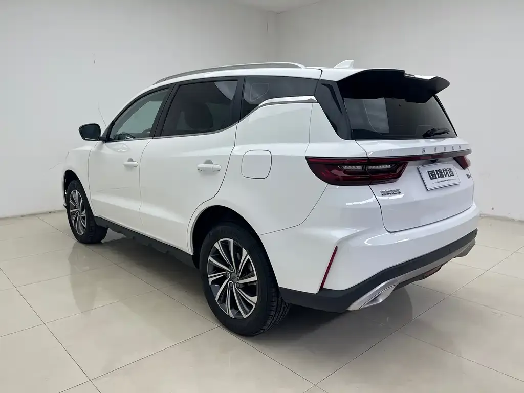 Geely Vision X6 — фото 5