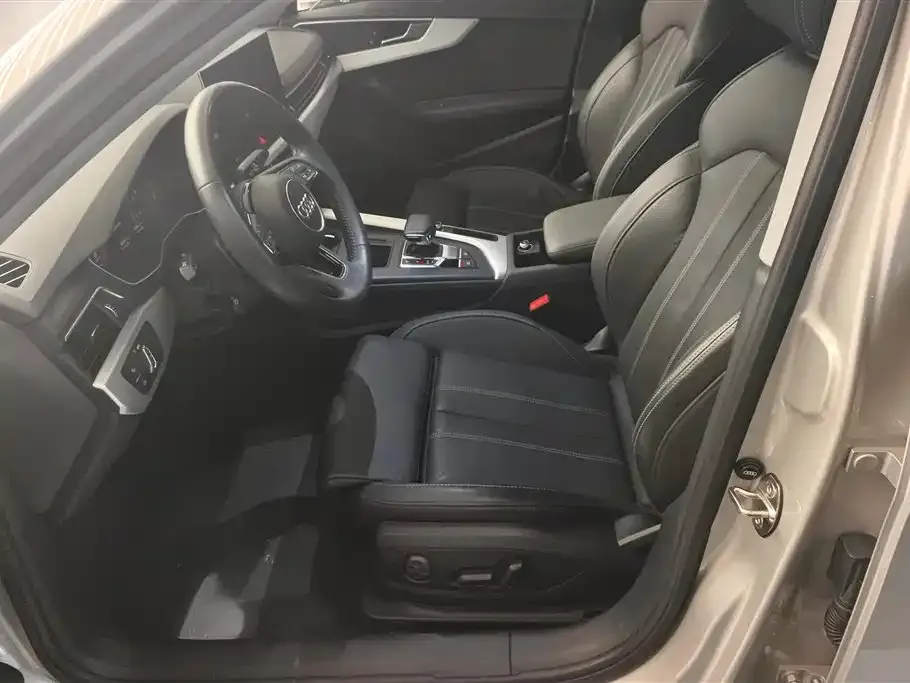 Audi A4L 2021 из CN, фото 6