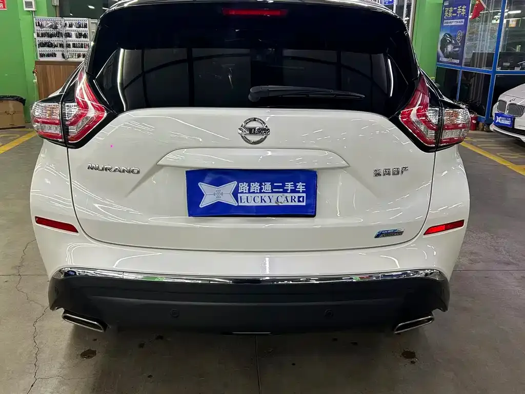 Nissan Murano 2022 из CN, фото 2