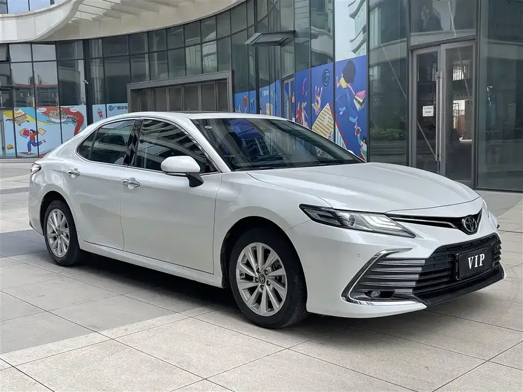 Toyota Camry 2023 из CN, фото 10