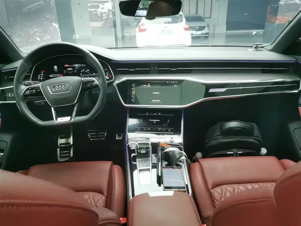 Audi A7L 2022 из CN, фото 8