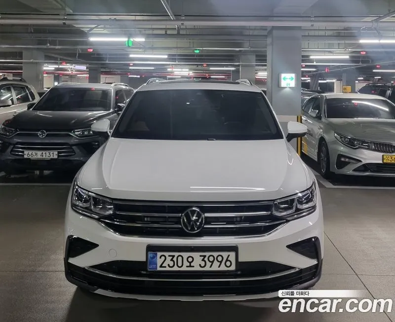 Volkswagen Tiguan — фото 1