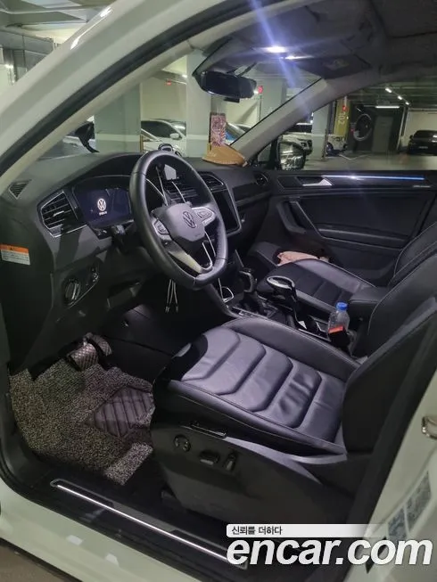 Volkswagen Tiguan — фото 4