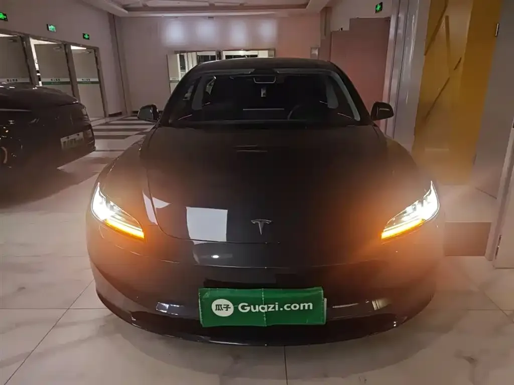 Tesla Model 3 2025 из CN, фото 6